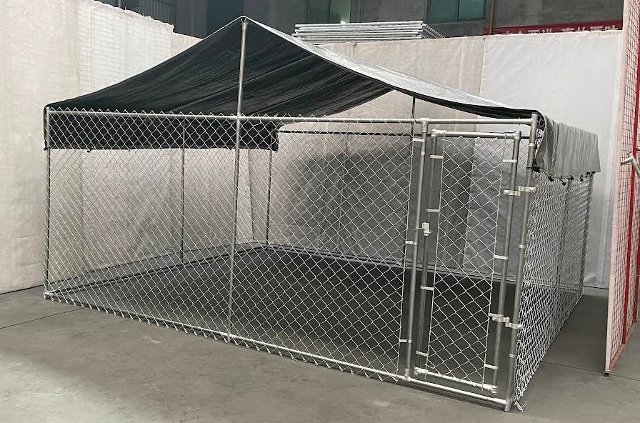 13 FT x 13 FT Chain Link Dog Kennel with Roof Cover – Heavy-Duty Outdoor Enclosure 1010201